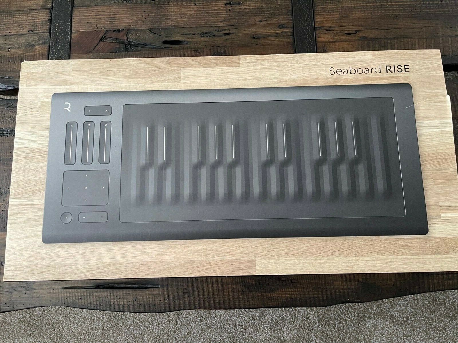 ROLI Seaboard RISE 25, seldom used includes USB cable and case - Fresh Stock Dated December 2025