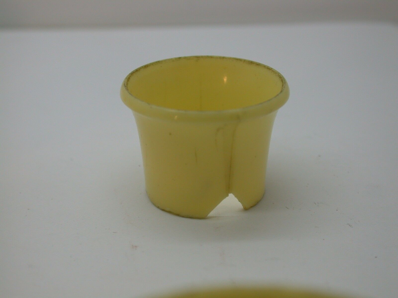 Set of 11 Plastic Movement Holders in Original Box - Gently Used - 35GG - Fresh Stock Dated December 2025