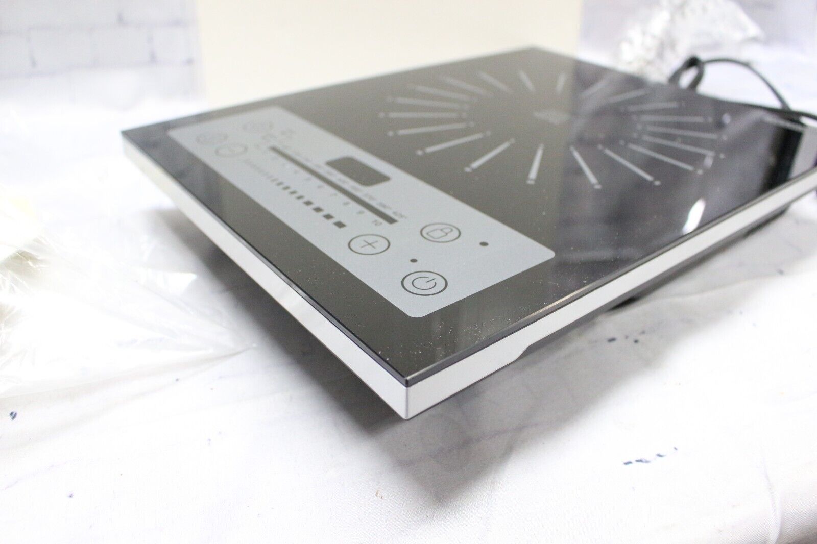 Tramontina Induction Cooker Cooktop Single Burner Glass Top Model 81500/103. - Fresh Stock Dated February 2026