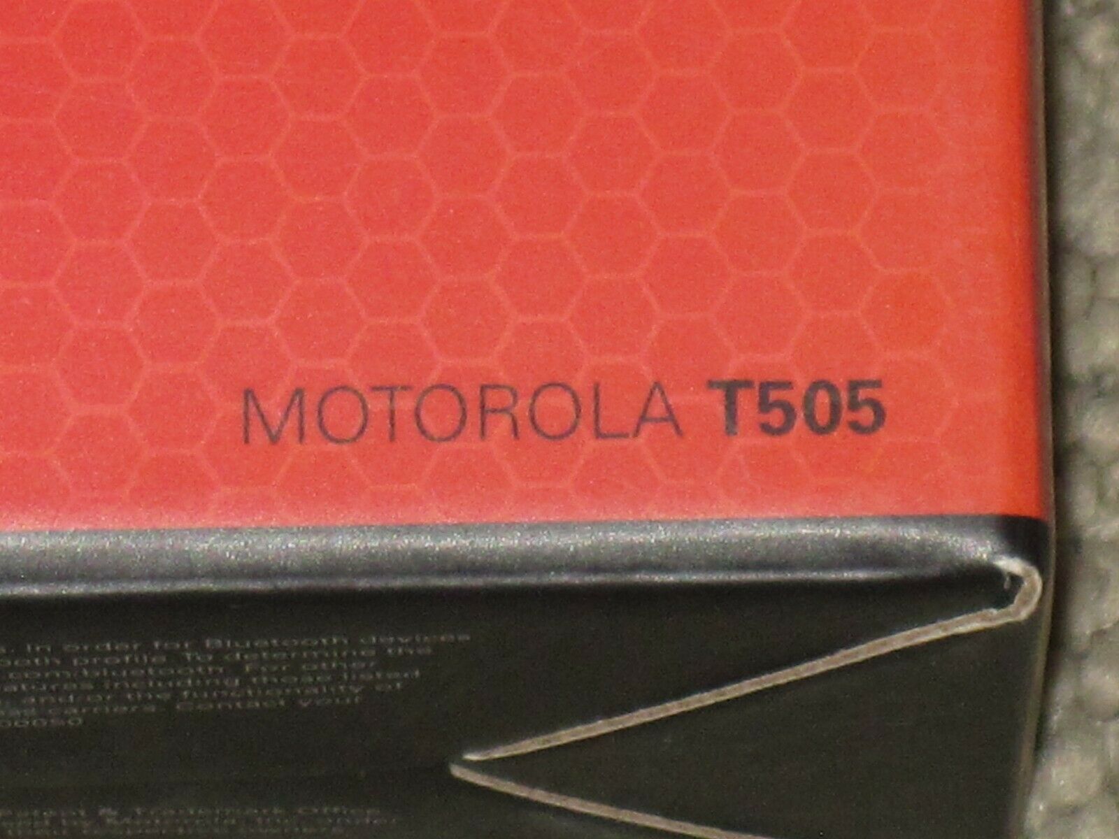Motorola Universal In-car Speakerphone with Digital FM Transmitter MPN: T505 - Fresh Stock Dated January 2026