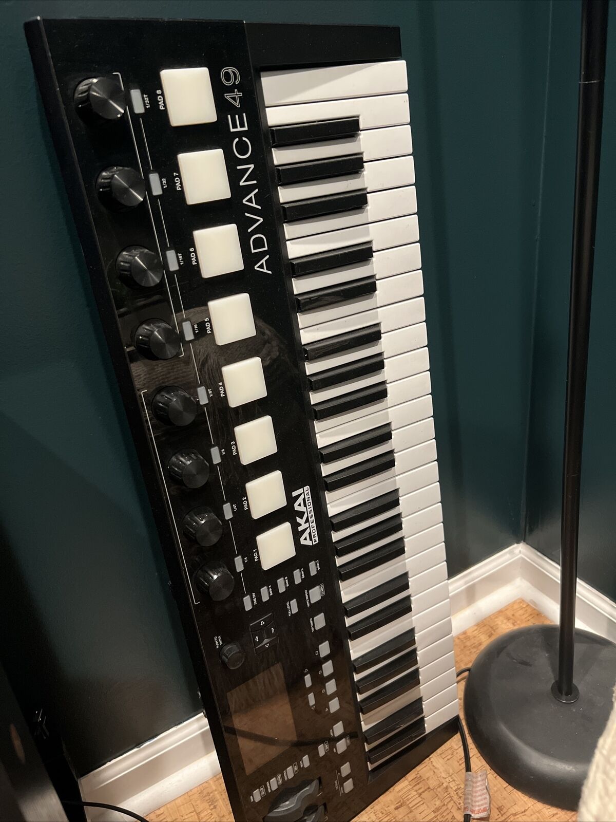 AKAI Advance 49 USB Keyboard Controller - Fresh Stock Dated December 2025