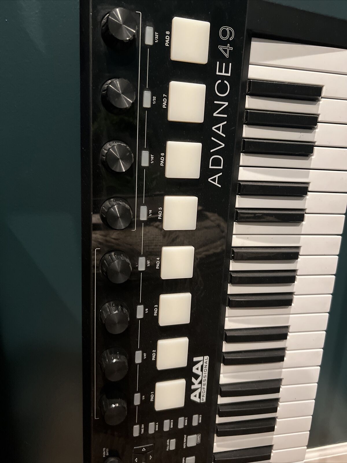 AKAI Advance 49 USB Keyboard Controller - Fresh Stock Dated December 2025