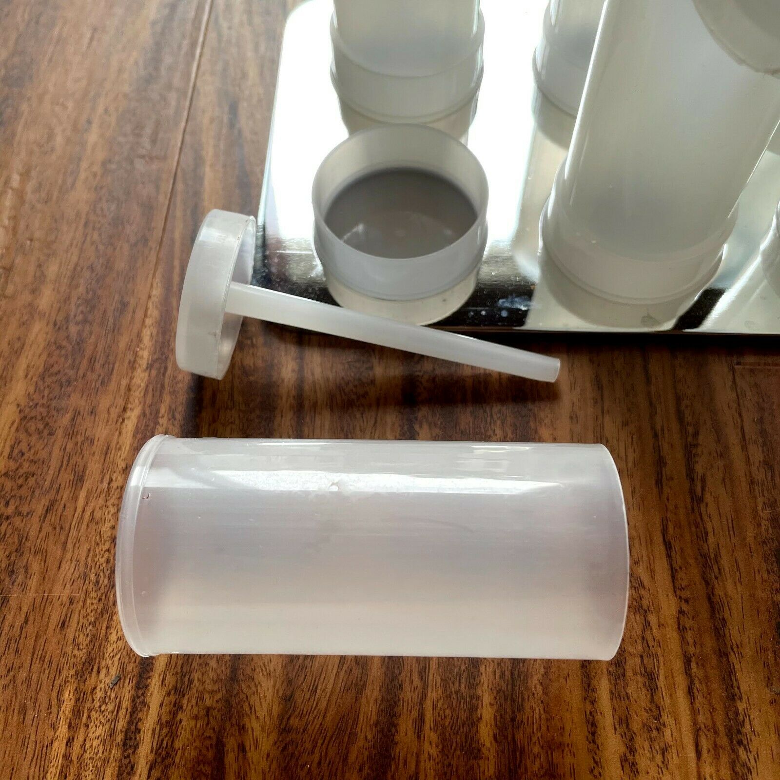 Williams Sonoma Pop-Up Molds Push Up Popsicles Frozen Ice Cream Treats Makes 6 - Fresh Stock Dated February 2026