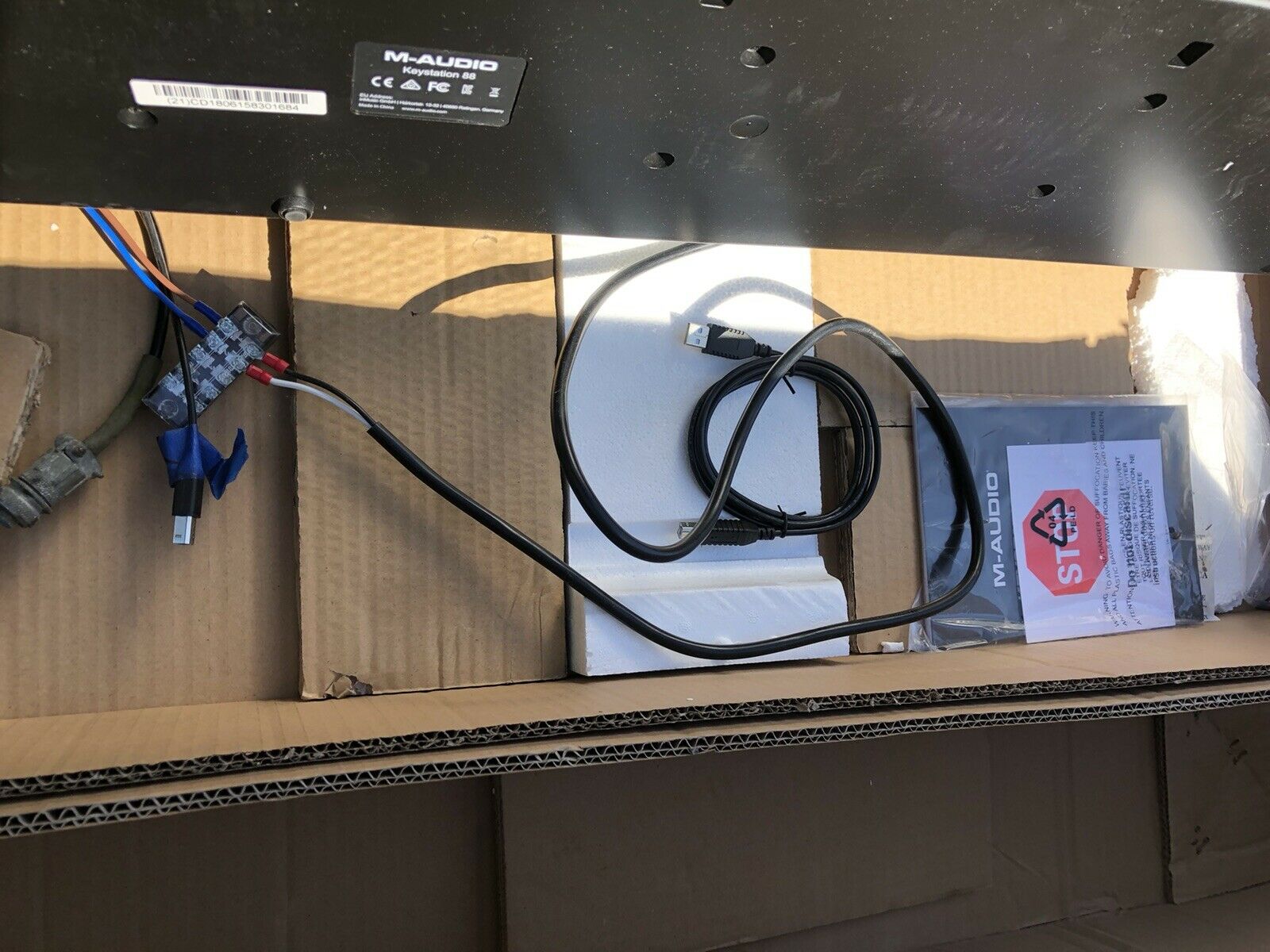 Alita Prop M-AUDIO KEYSTATION 88 Key KEYBOARD MIDI Piano Synthesizer Controller - Fresh Stock Dated December 2025