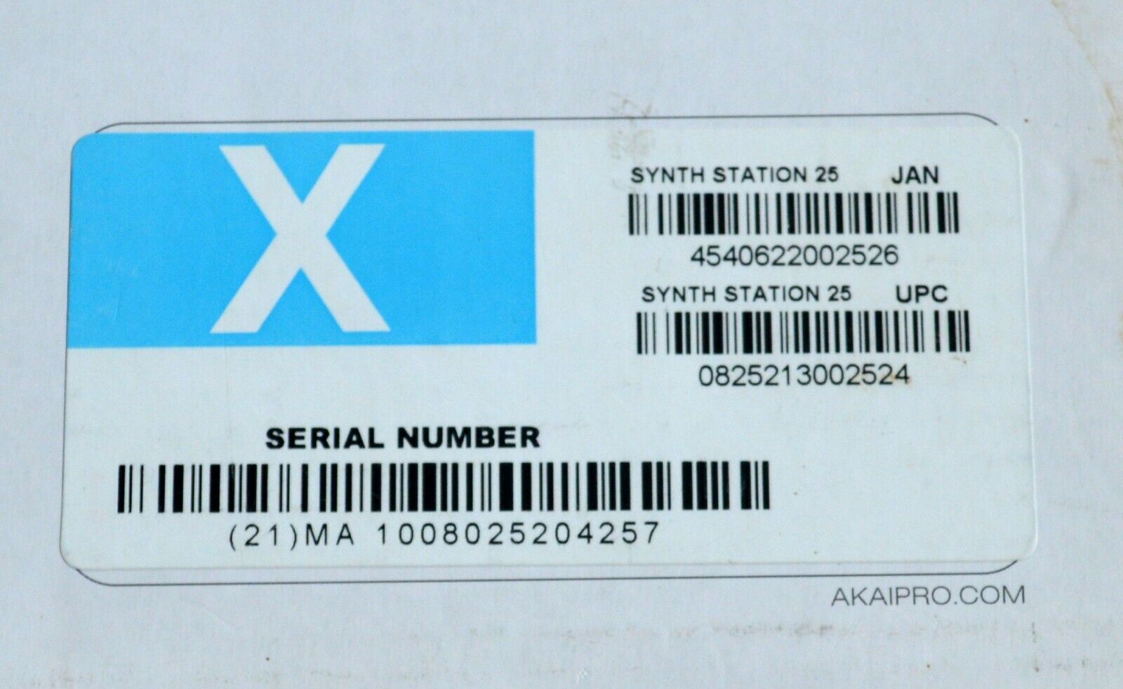 NEW AKAI PROFESSIONAL SYNTH STATION 25 KEYBOARD CONTROLLER PORTABLE NEW IN BOX - Fresh Stock Dated December 2025