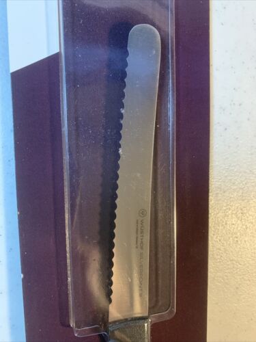 WUSTHOF Silverpoint III SERRATED 5 INCH BLADE , NEW - Best Price - Fresh Stock Dated January 2026