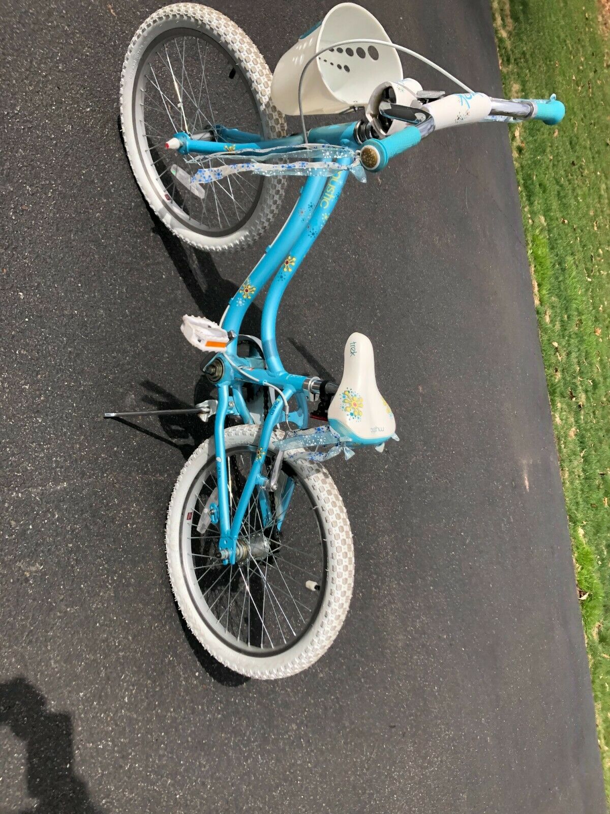 ** SUPER FUN TREK MYSTIC 20