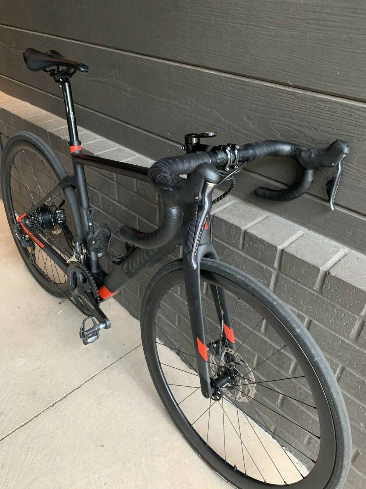 Wilier centro 1 hybrid Di2 Medium 54cm - Fresh Stock Dated December 2025