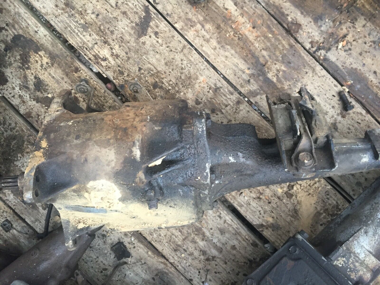 1960s 1970s 1980s Ford truck car manual standard 3 speed toploader transmission - Fresh Stock Dated December 2025