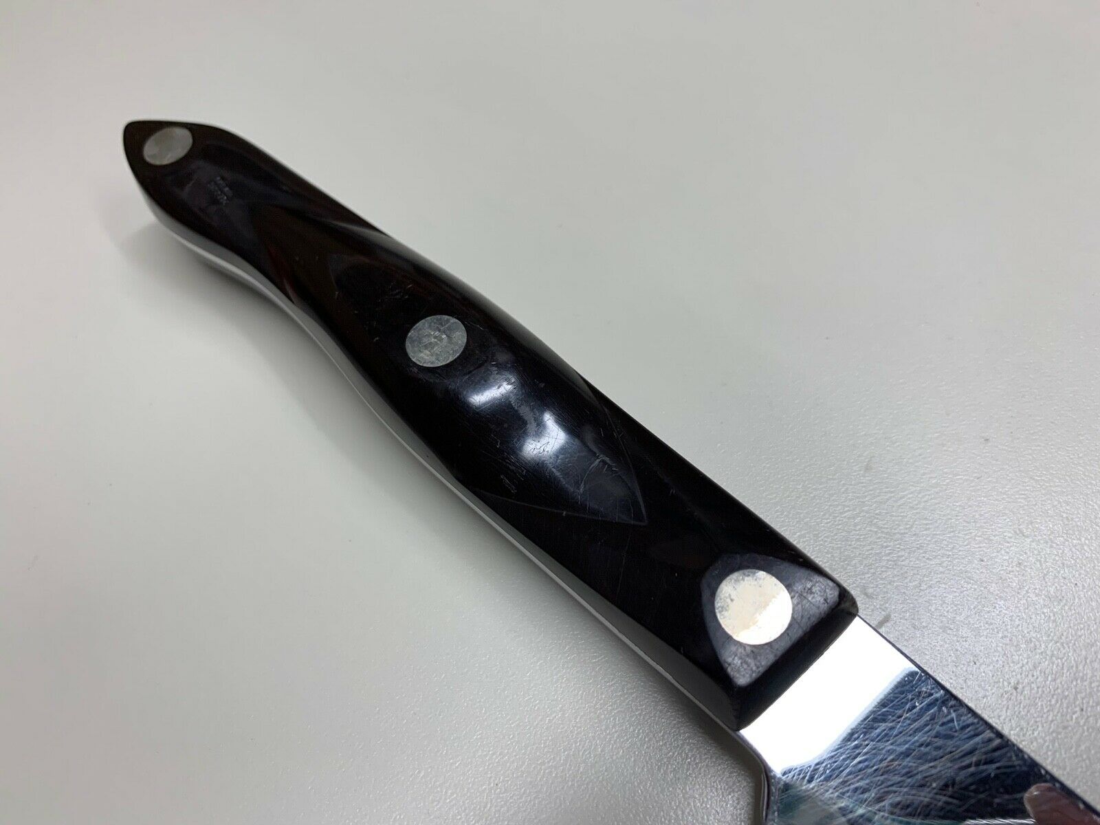 CUTCO Classic Handle Butcher knife 1722 USA made - Fresh Stock Dated January 2026