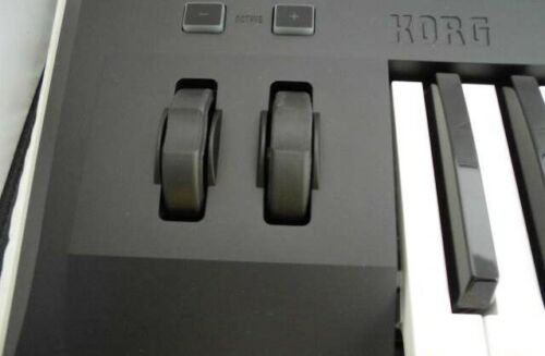 Korg TAKTILE-25 Keyboard Excellent+ - Fresh Stock Dated December 2025
