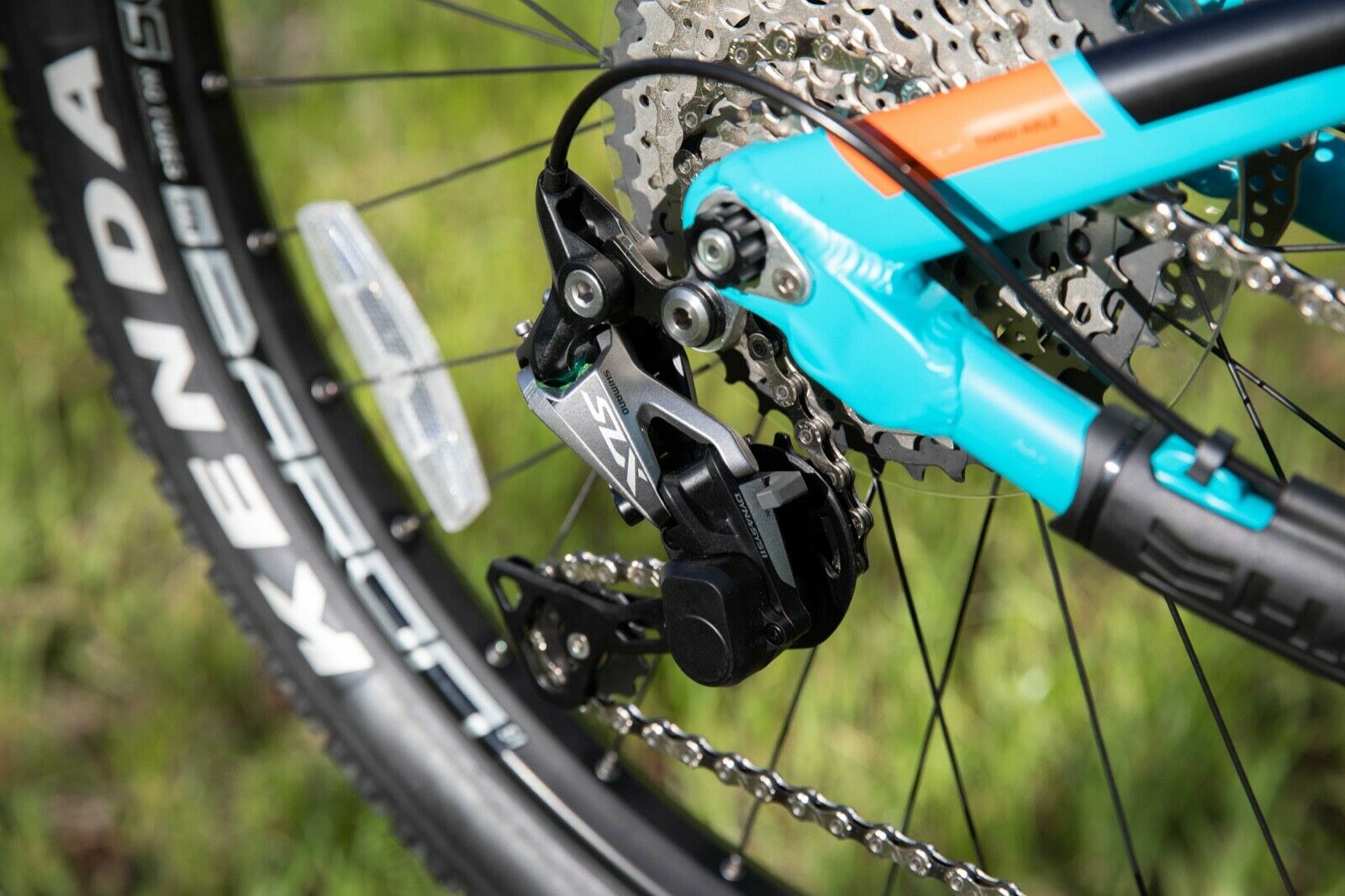 MTB HARO Subvert HT5 40cm  Aqua / Black - Fresh Stock Dated December 2025