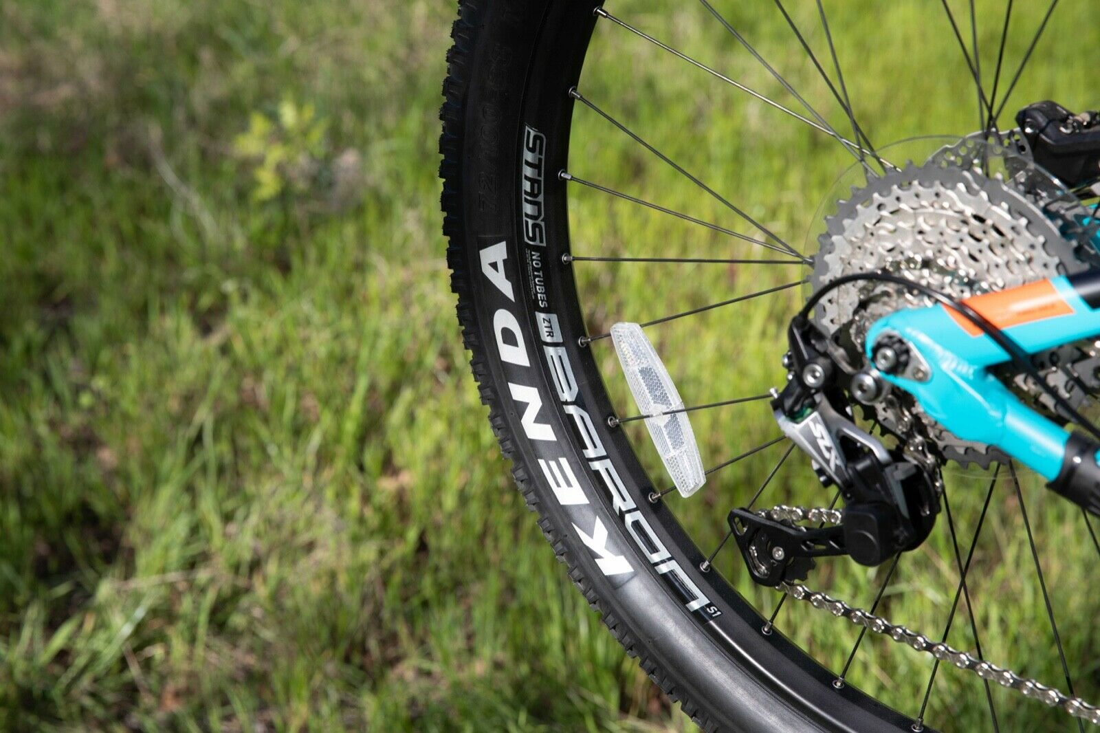 MTB HARO Subvert HT5 40cm  Aqua / Black - Fresh Stock Dated December 2025