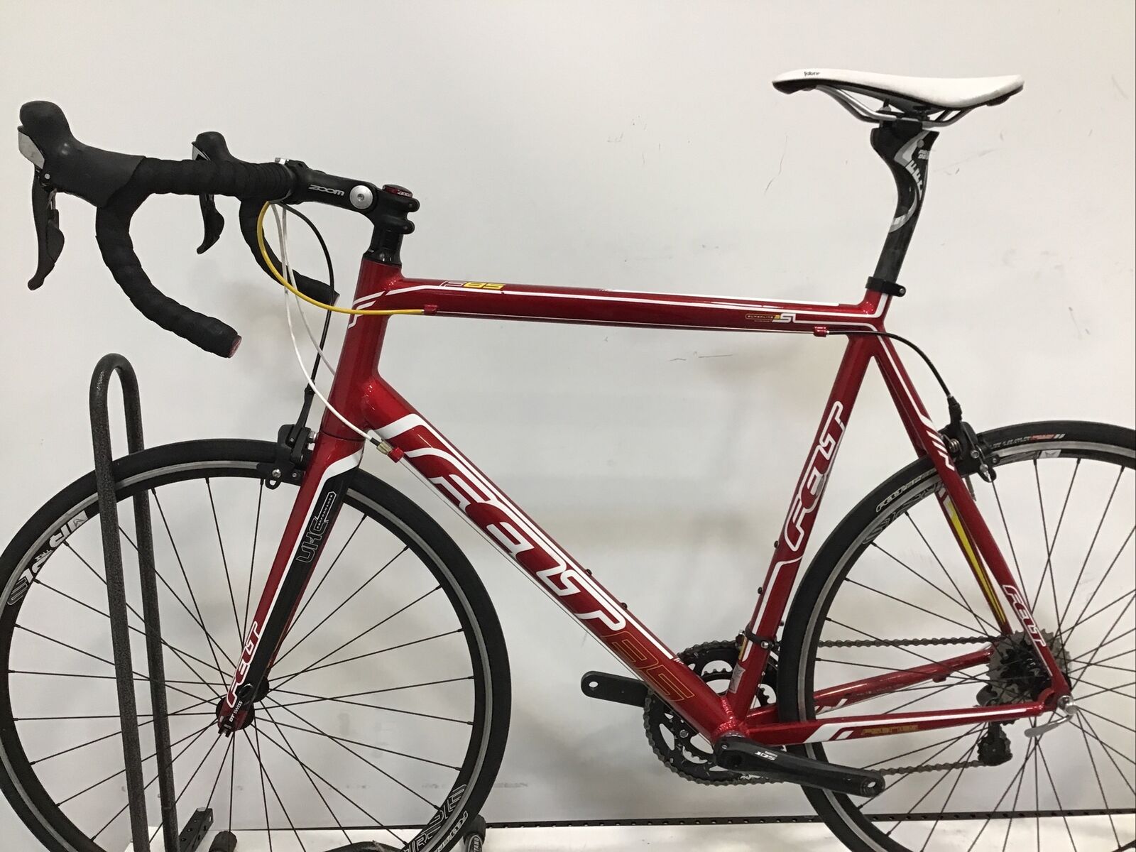 2012 Felt F85 Superlite Road Bike 61cm Aluminum Shimano 105 - Fresh Stock Dated January 2026