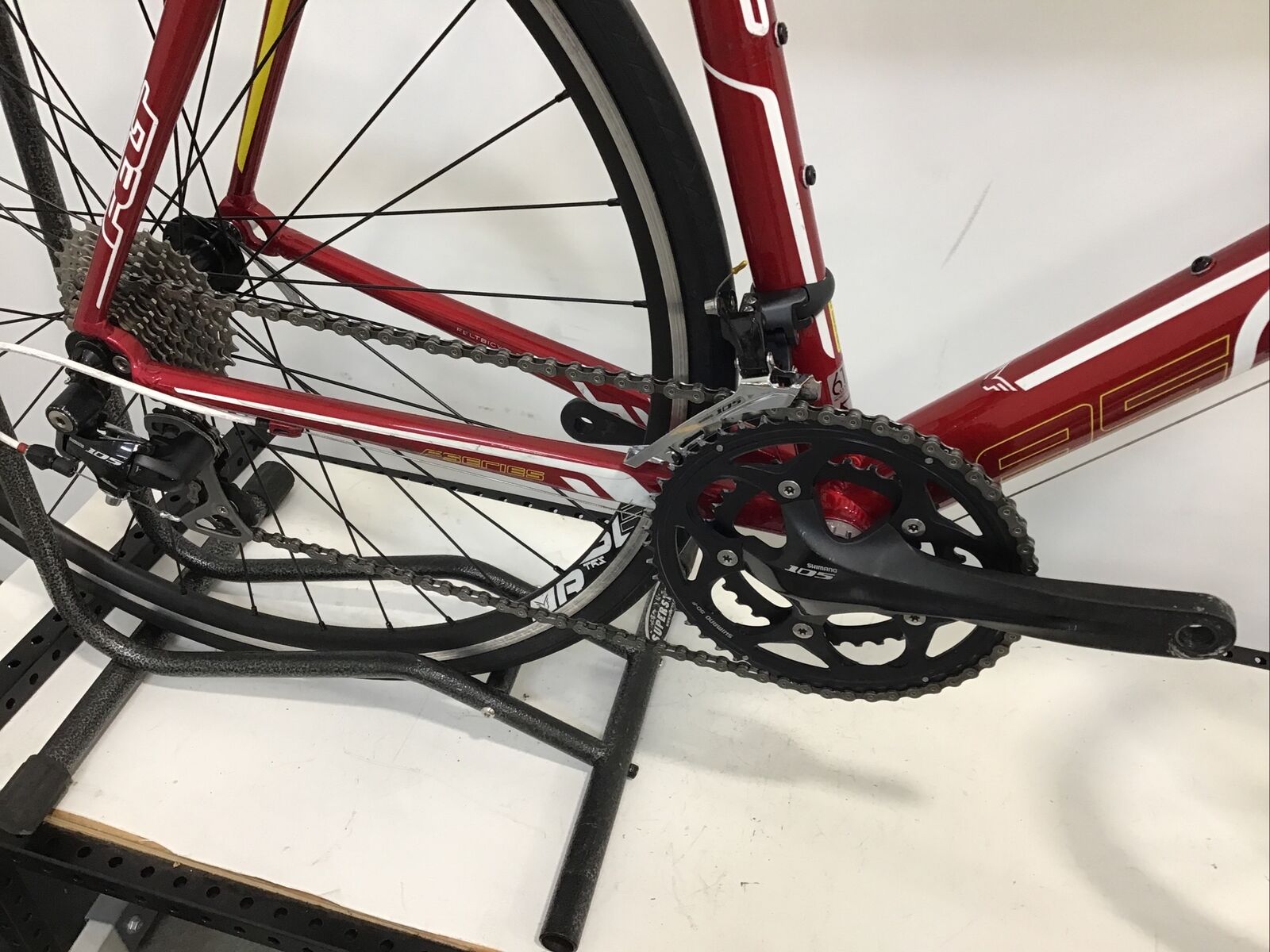 2012 Felt F85 Superlite Road Bike 61cm Aluminum Shimano 105 - Fresh Stock Dated January 2026