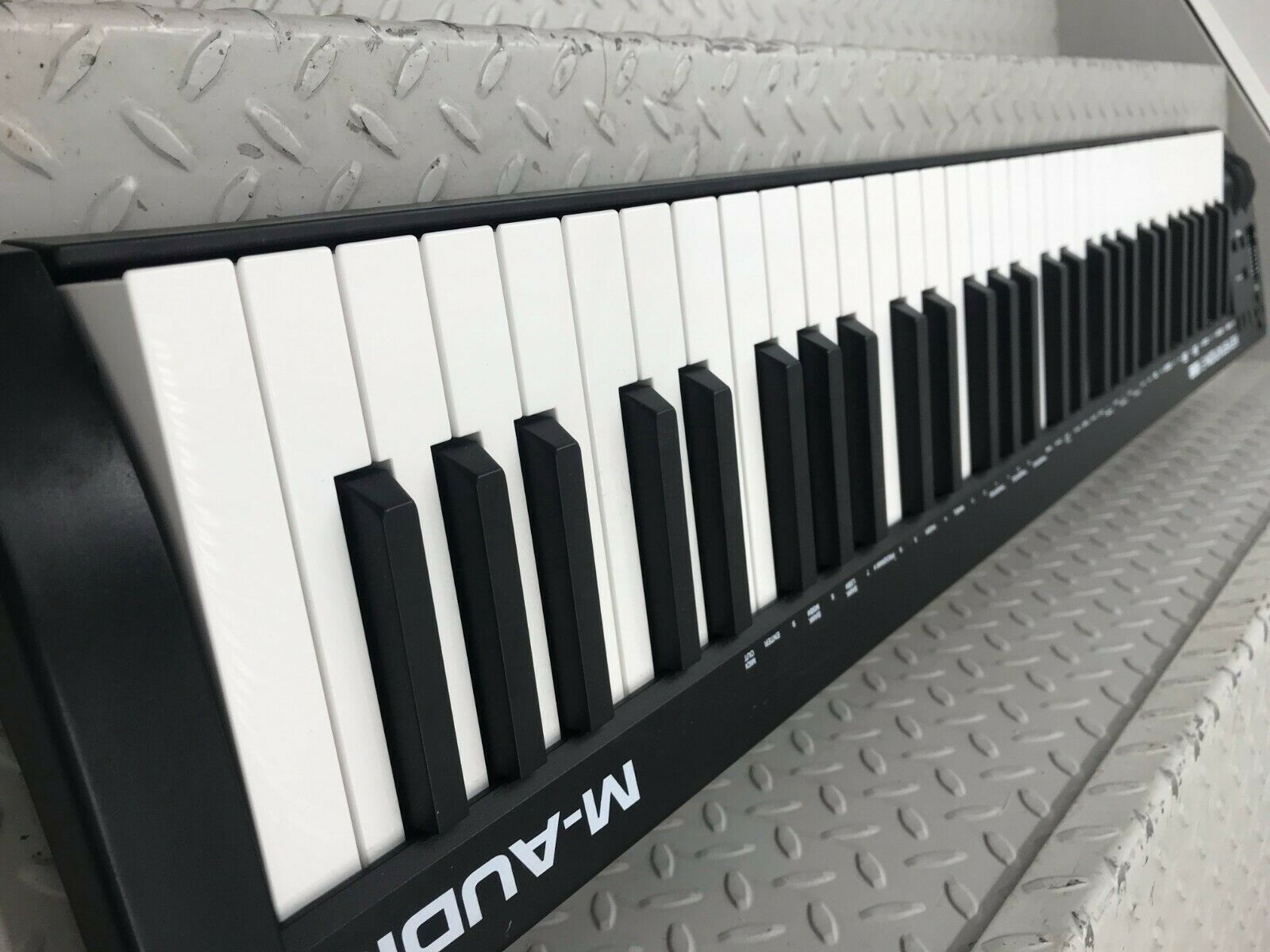 M-Audio Keystation Mk3 61 USB Keyboard MIDI Controller - Fresh Stock Dated December 2025