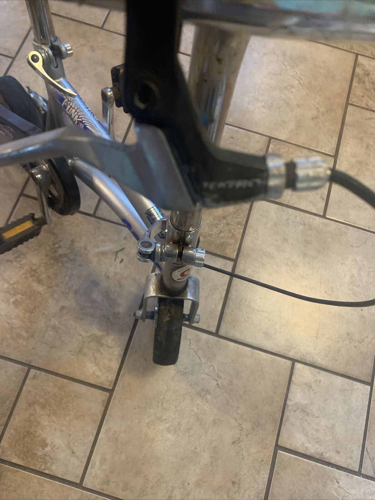 Razor Punk 180 Trick Peddle Bike As Is - Fresh Stock Dated January 2026