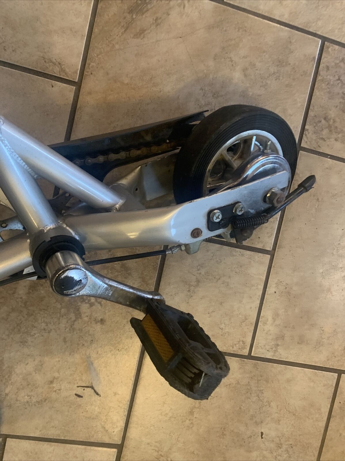 Razor Punk 180 Trick Peddle Bike As Is - Fresh Stock Dated January 2026