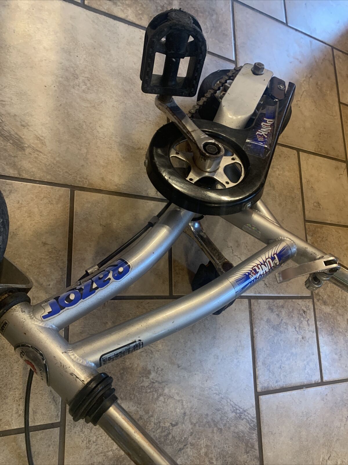 Razor Punk 180 Trick Peddle Bike As Is - Fresh Stock Dated January 2026