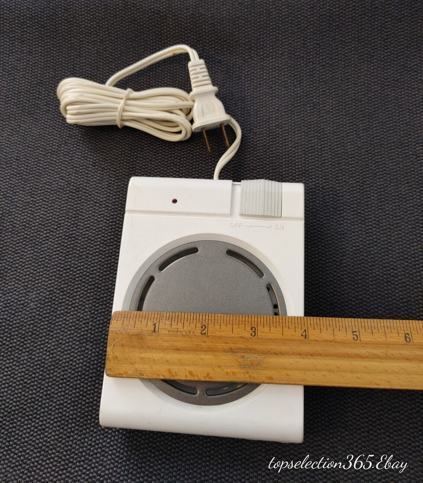 Dazey Coffee Tea Mug Warmer, Vintage 25 Watts, CW-10, USA Made, Preowned - Fresh Stock Dated February 2026