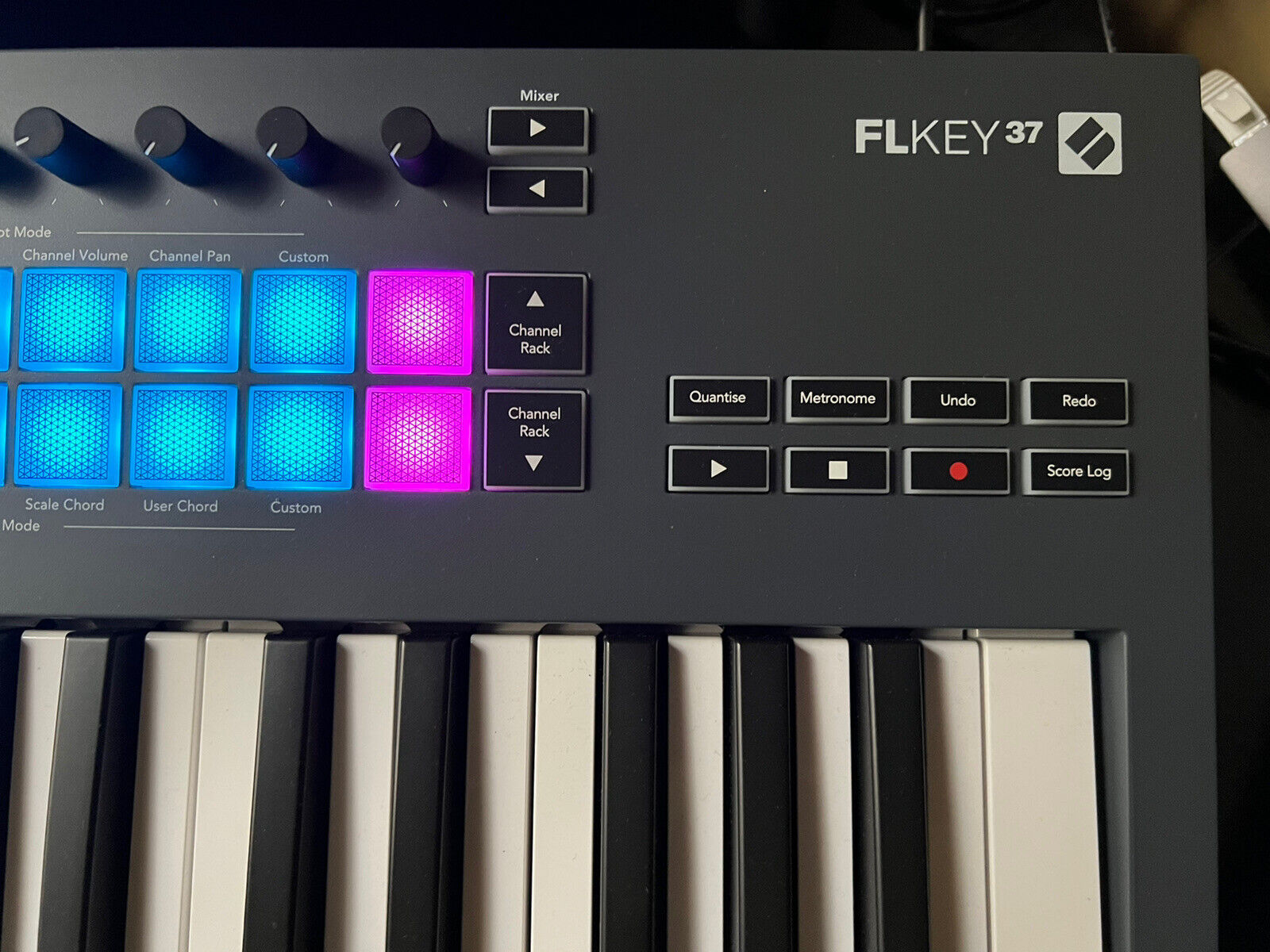 Novation FLkey 37 MIDI CONTROLLER Used Mint Condition - Fresh Stock Dated December 2025