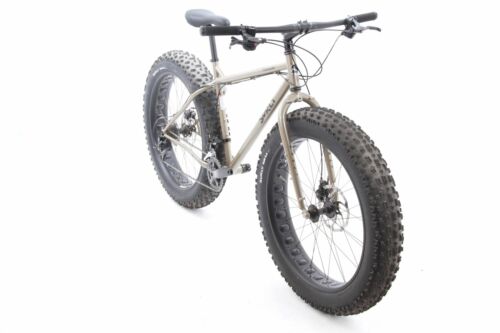 USED 2016 Surly Moonlander 18