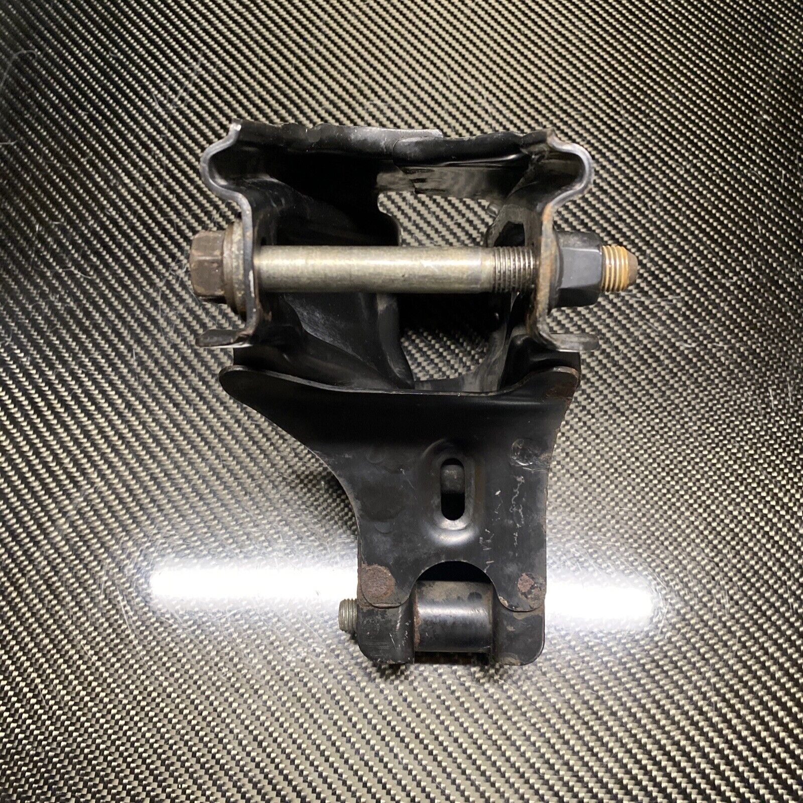 1997-2001 Honda Crv rear t bracket auto to manual conversion OEM - Fresh Stock Dated December 2025