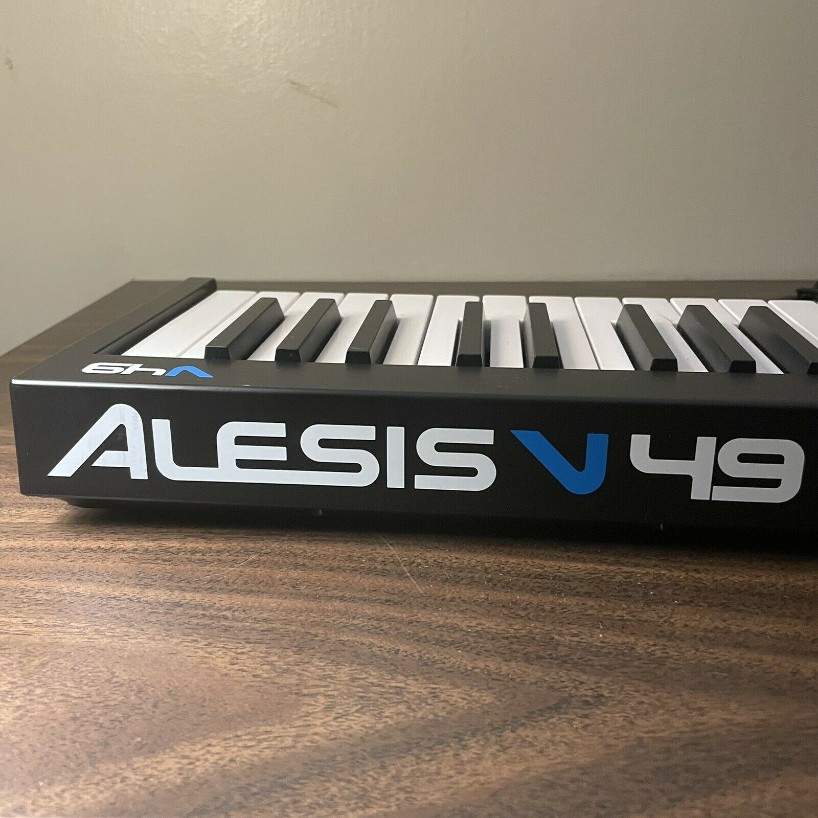 Alesis V49 MIDI Keyboard 49 Keys - Fresh Stock Dated December 2025