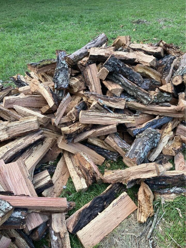 Red Oak Firewood @ Tranquility Ranch Magnolia, TX - Fresh Stock Dated January 2026