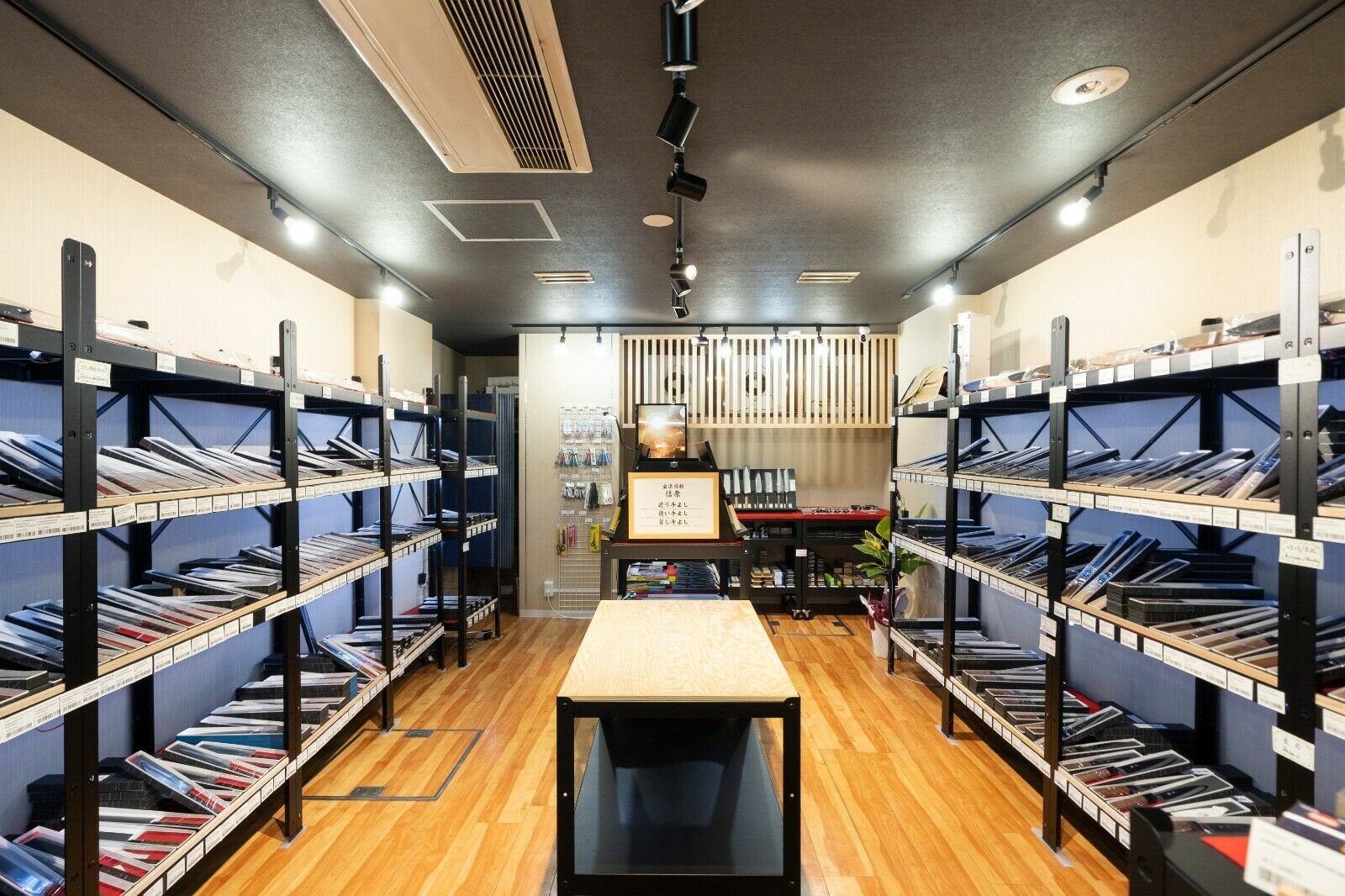 Japanese Kurouchi Forged Multipurpose Knife Santoku 180mm(7.1in) Blue(Aogami)#2 - Fresh Stock Dated January 2026