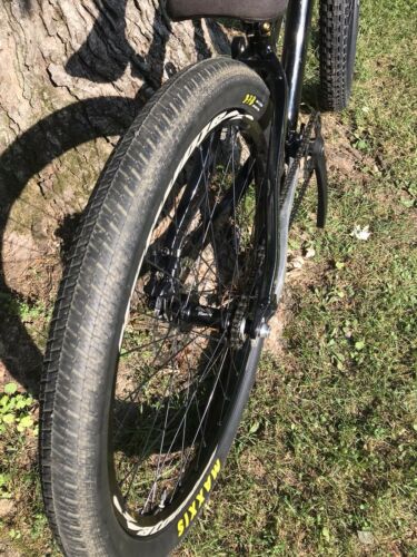 2011 Banshee Amp DJ dirt jumper Maxxis Odyssey Profile Manitou Spank Atomlab - Fresh Stock Dated December 2025