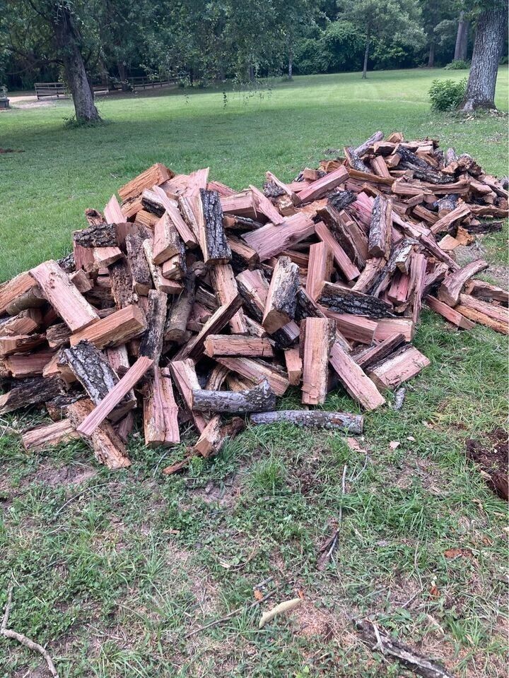 Red Oak Firewood @ Tranquility Ranch Magnolia, TX - Fresh Stock Dated January 2026