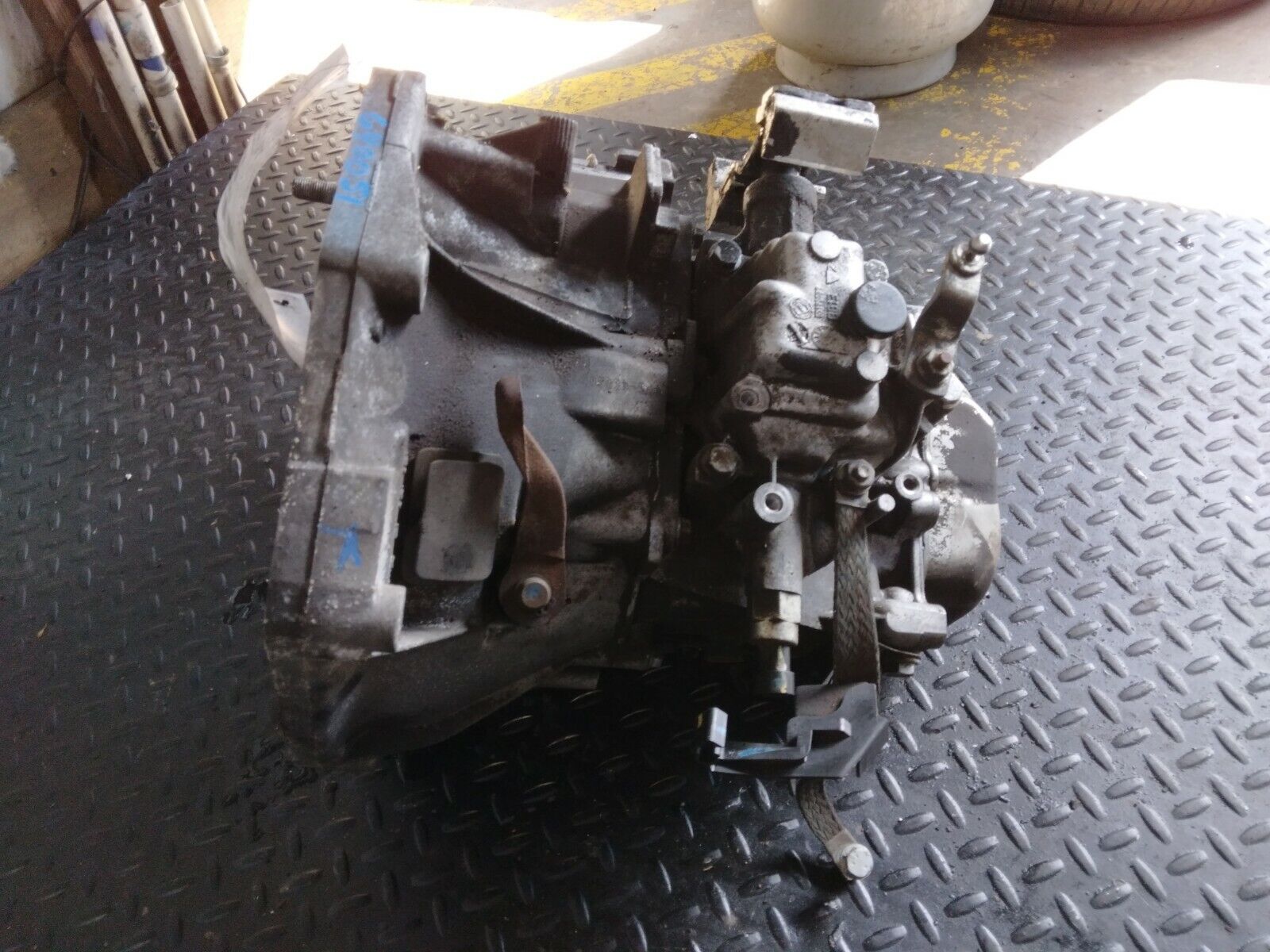 2012-2017 Fiat 500 NON-turbo M/T 5 speed manual transmission opt DDF - Fresh Stock Dated January 2026