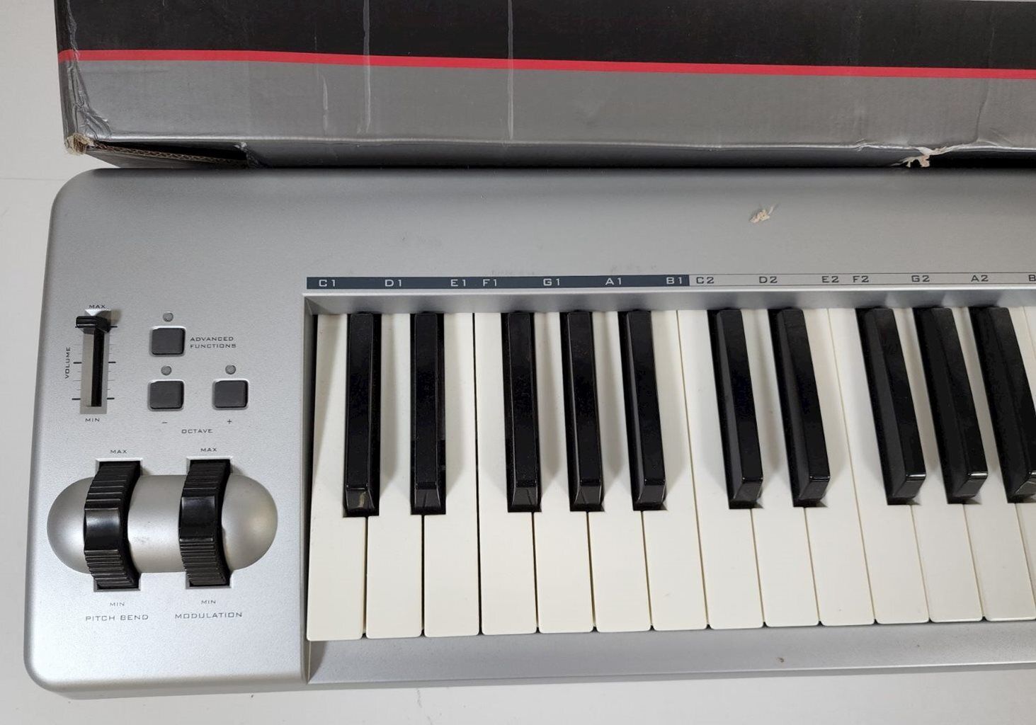 M-Audio Keystation 61ES Semi-Weighted USB MIDI Keyboard Controller - Fresh Stock Dated December 2025