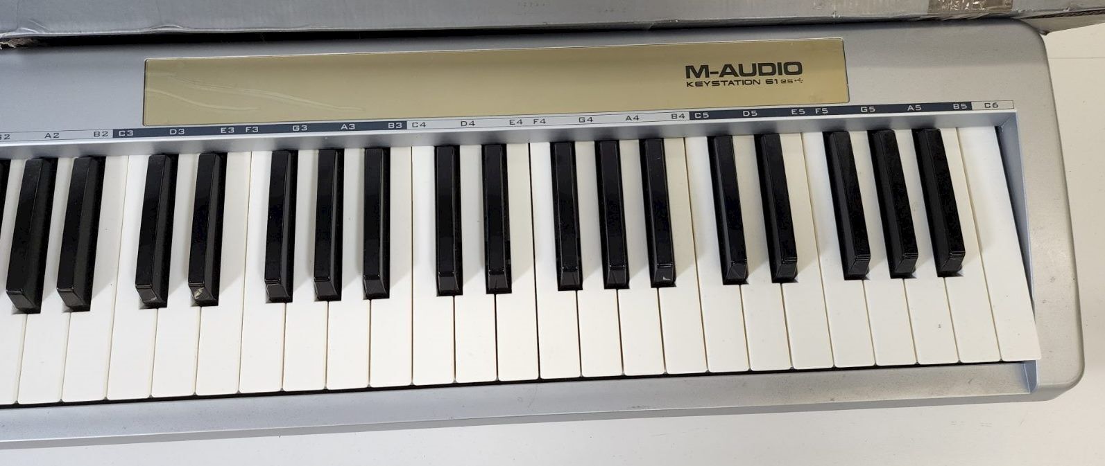 M-Audio Keystation 61ES Semi-Weighted USB MIDI Keyboard Controller - Fresh Stock Dated December 2025
