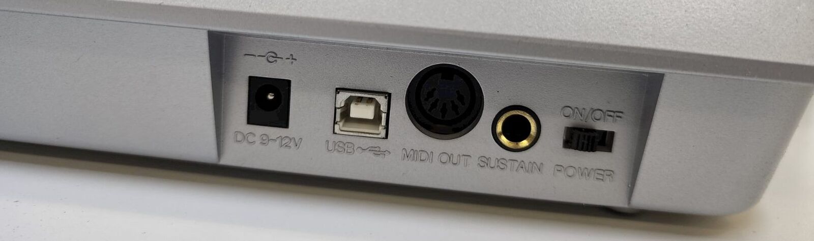 M-Audio Keystation 61ES Semi-Weighted USB MIDI Keyboard Controller - Fresh Stock Dated December 2025