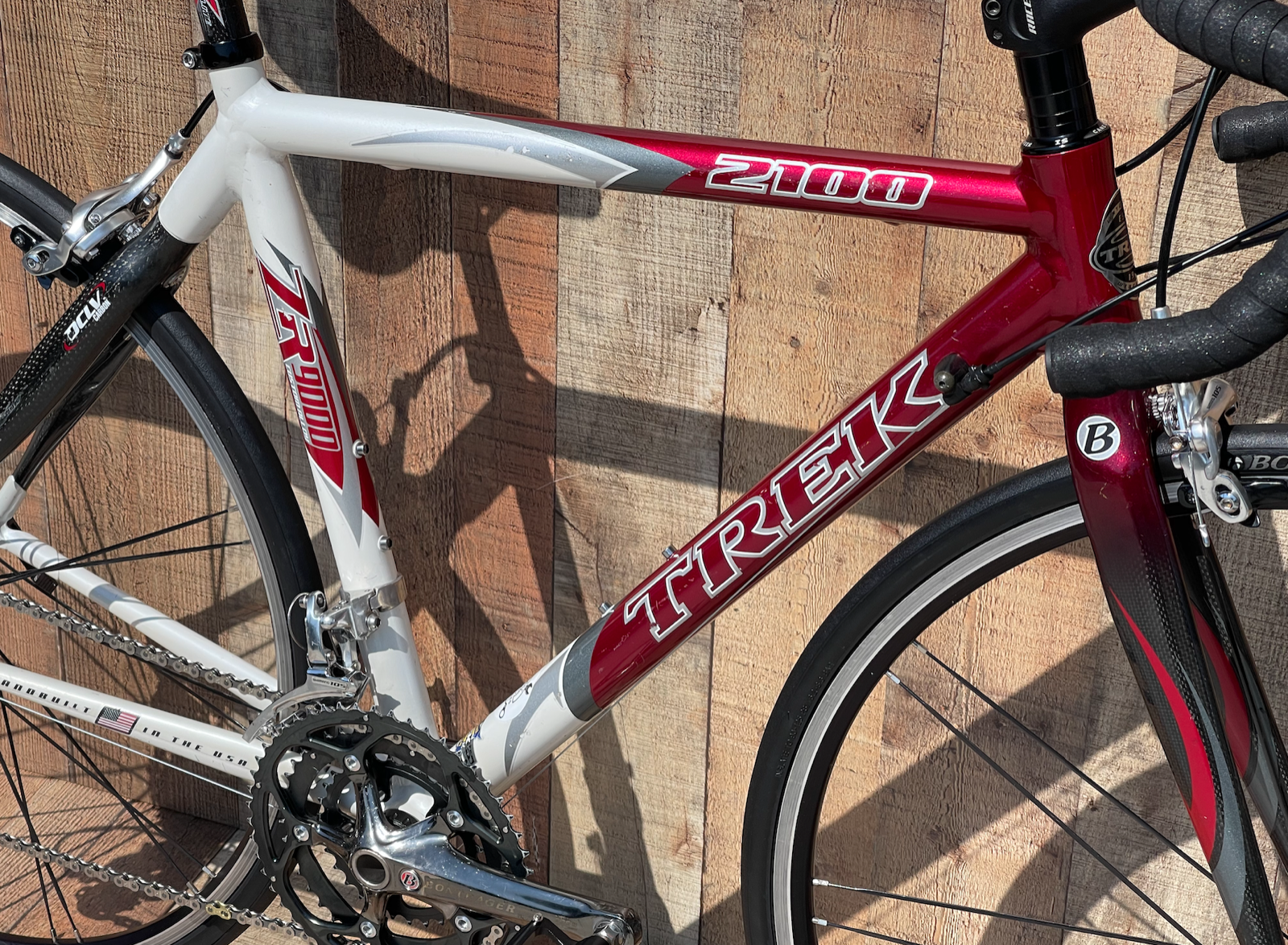 2005 Trek 2100 52cm Shimano Bontrager Road Bike - Fresh Stock Dated December 2025