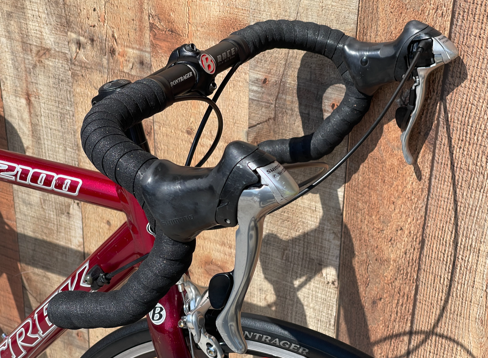 2005 Trek 2100 52cm Shimano Bontrager Road Bike - Fresh Stock Dated December 2025