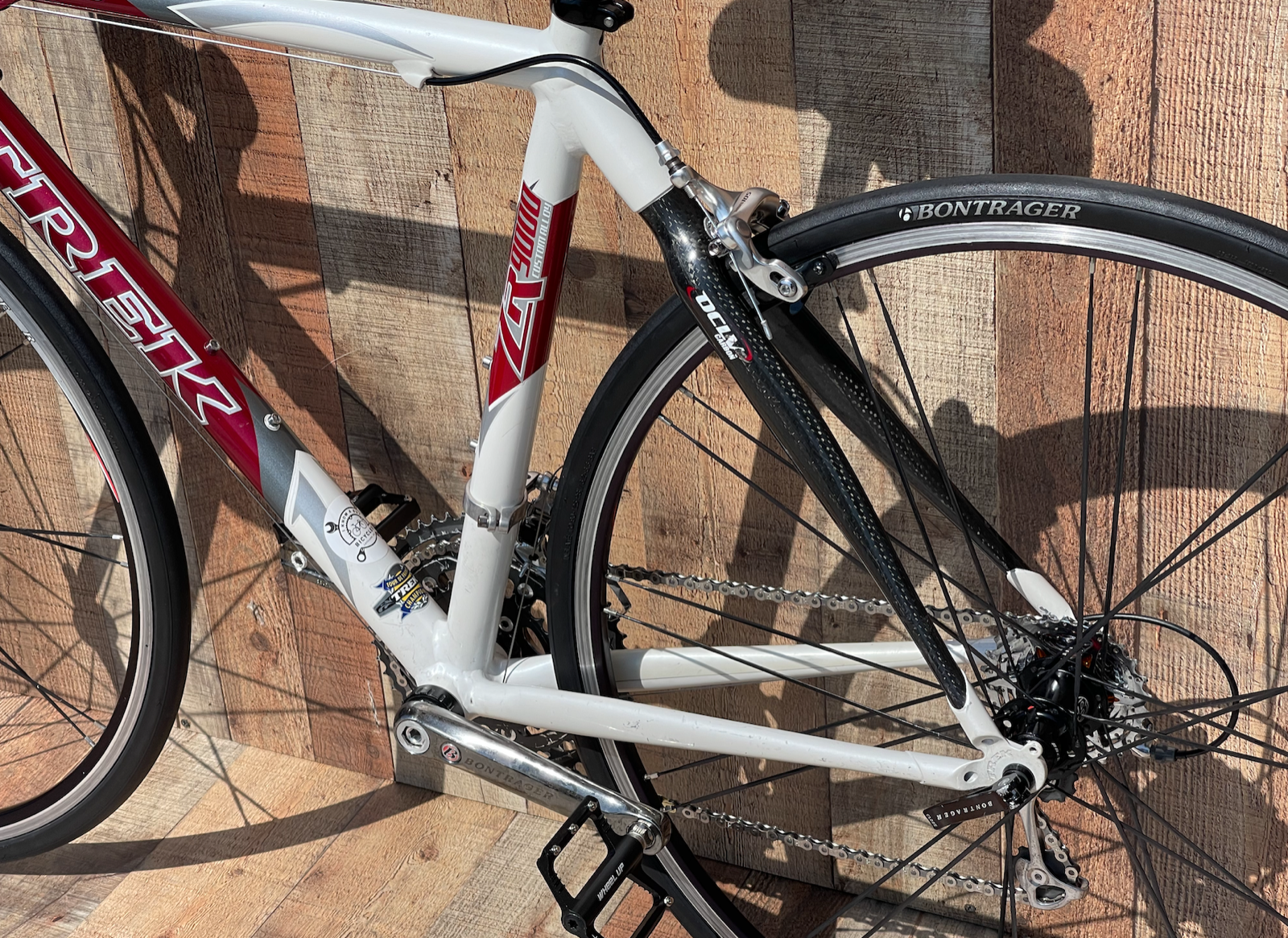 2005 Trek 2100 52cm Shimano Bontrager Road Bike - Fresh Stock Dated December 2025