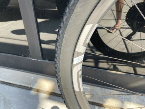 Yeti Arc, Enve M525 - Fresh Stock Dated December 2025