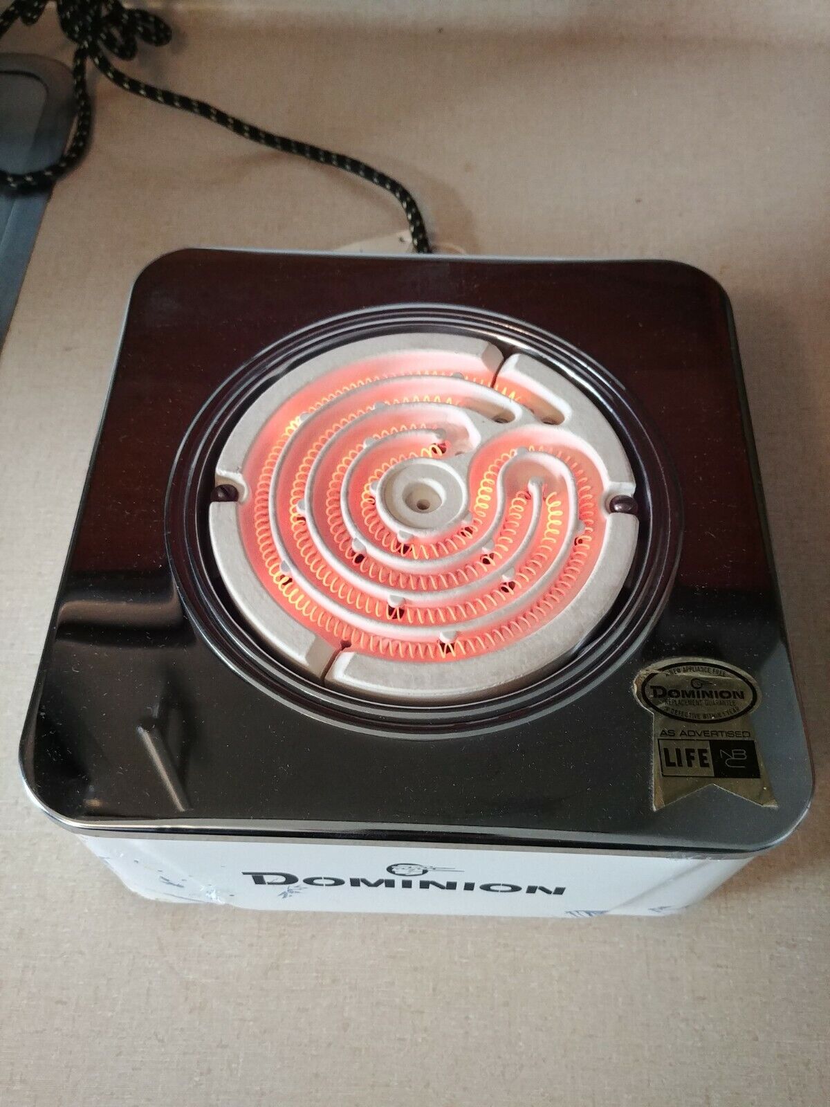 Dominion Imperial Table Stove Model 1417 w/ Box Working - Fresh Stock Dated February 2026