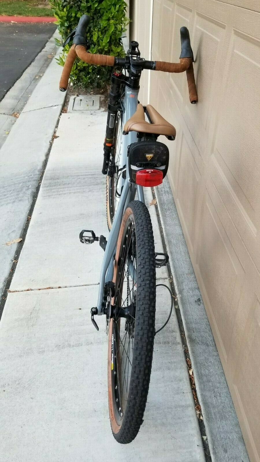 Cannondale Slate Gravel Bike - SMALL  **LOCAL PICK UP ONLY** - Fresh Stock Dated December 2025