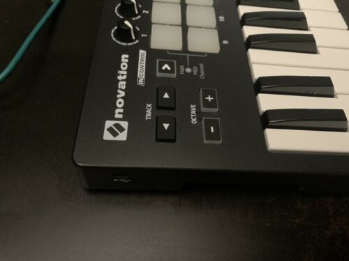 novation launchkey mini mk2 - Fresh Stock Dated December 2025