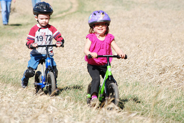 STRIDER 12 Sport Kids Balance Bike No-Pedal Learn To Ride Pre Bike PINK NEW - Fresh Stock Dated January 2026