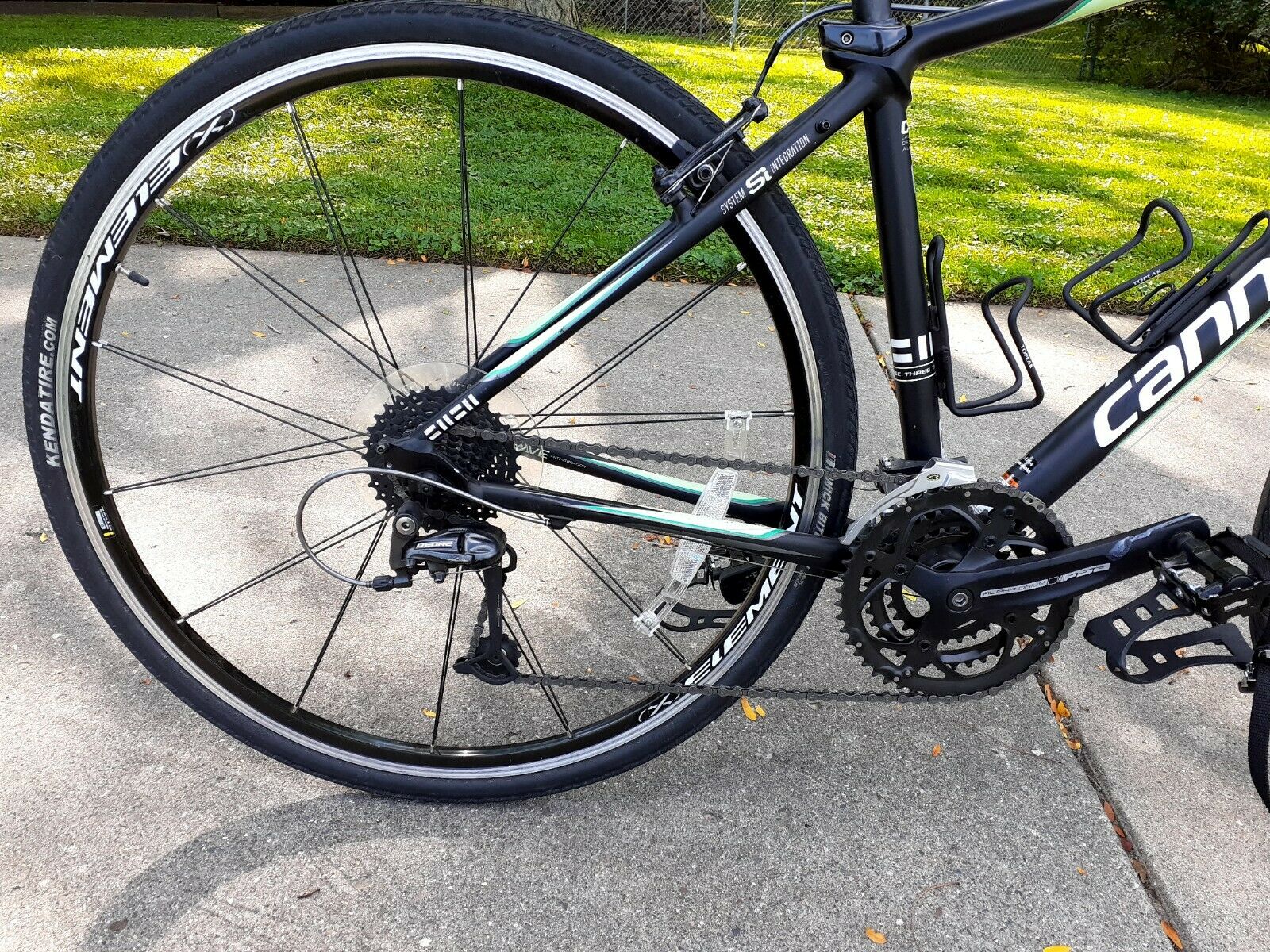 Cannondale Quick 3 Hybrid Urban Bike - Fresh Stock Dated December 2025