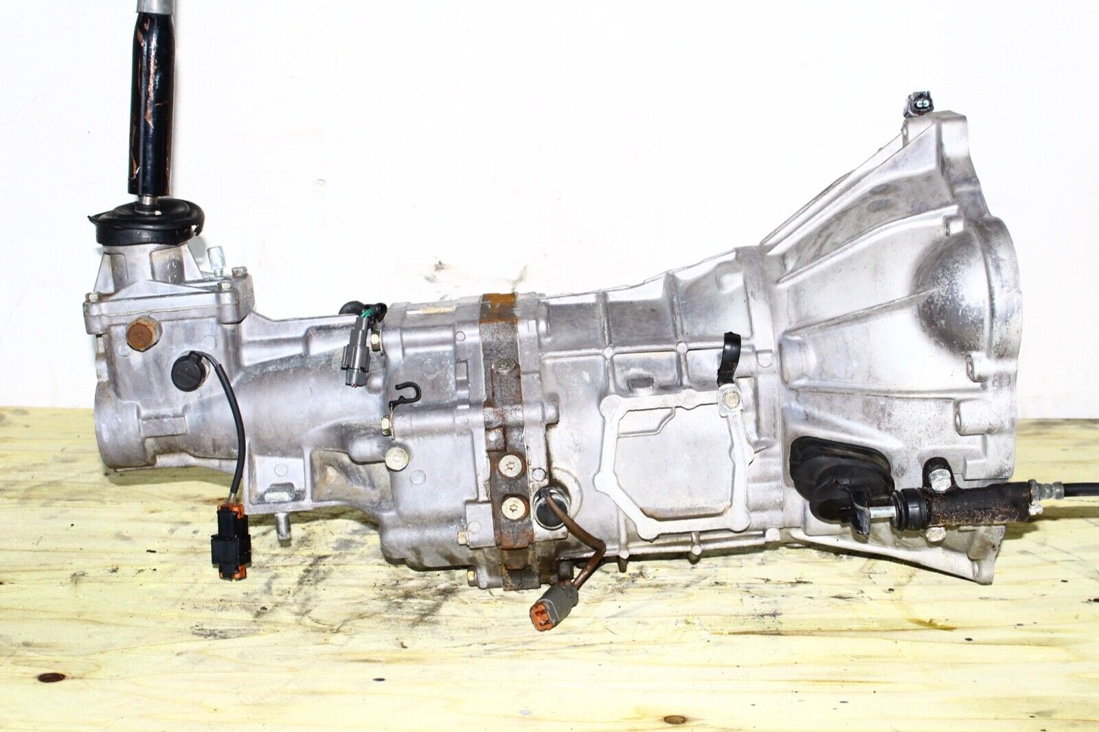 1998-2004 Nissan Xterra Frontier 5 Speed Manual Transmission RWD 2.4l 4 Cyl - Fresh Stock Dated December 2025