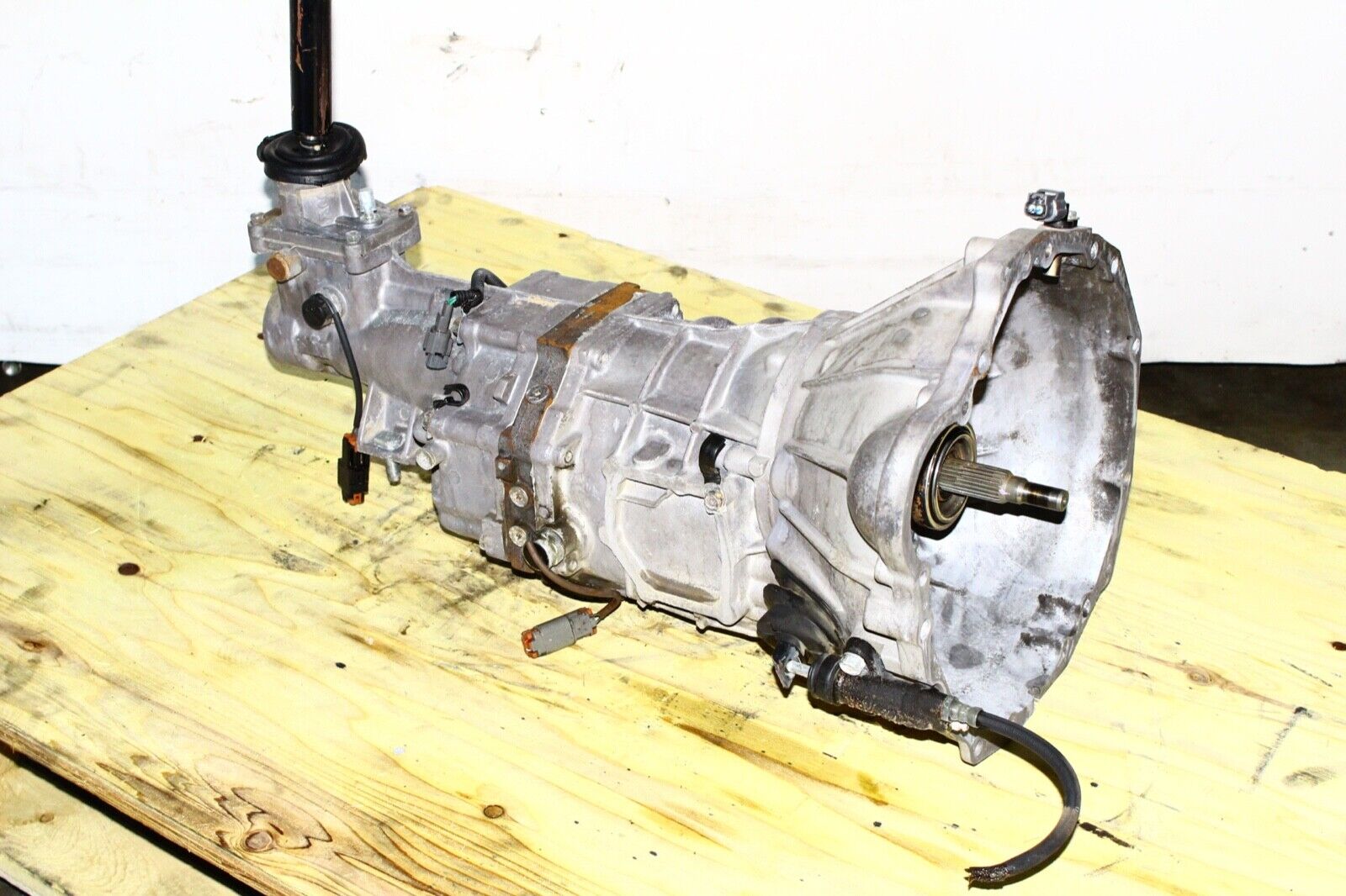1998-2004 Nissan Xterra Frontier 5 Speed Manual Transmission RWD 2.4l 4 Cyl - Fresh Stock Dated December 2025