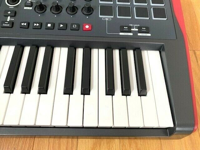 NOVATION IMPULSE 25 USB/MIDI 25-KEY CONTROLLER KEYBOARD, GREAT CONDITION - Fresh Stock Dated December 2025