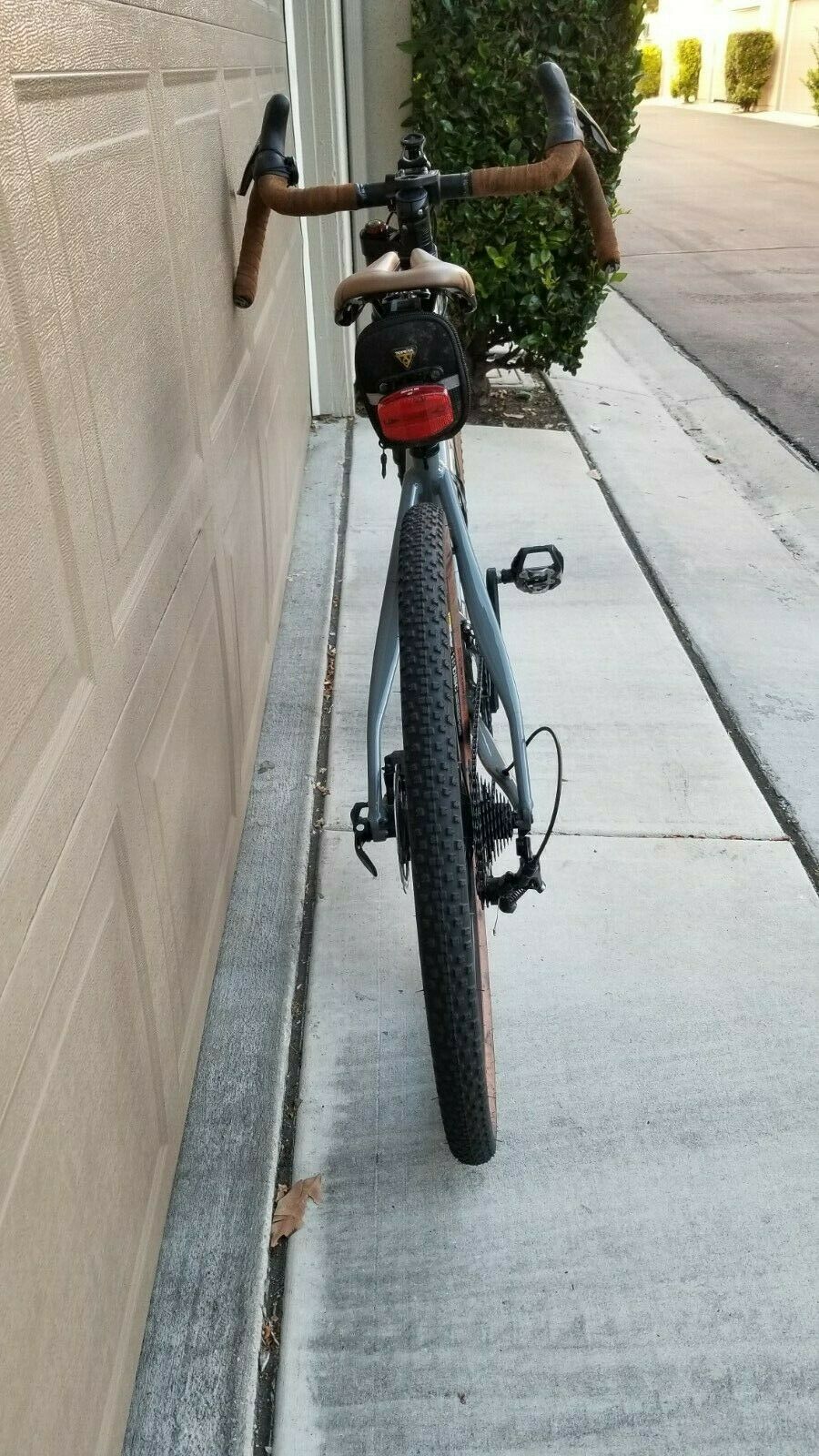 Cannondale Slate Gravel Bike - SMALL  **LOCAL PICK UP ONLY** - Fresh Stock Dated December 2025