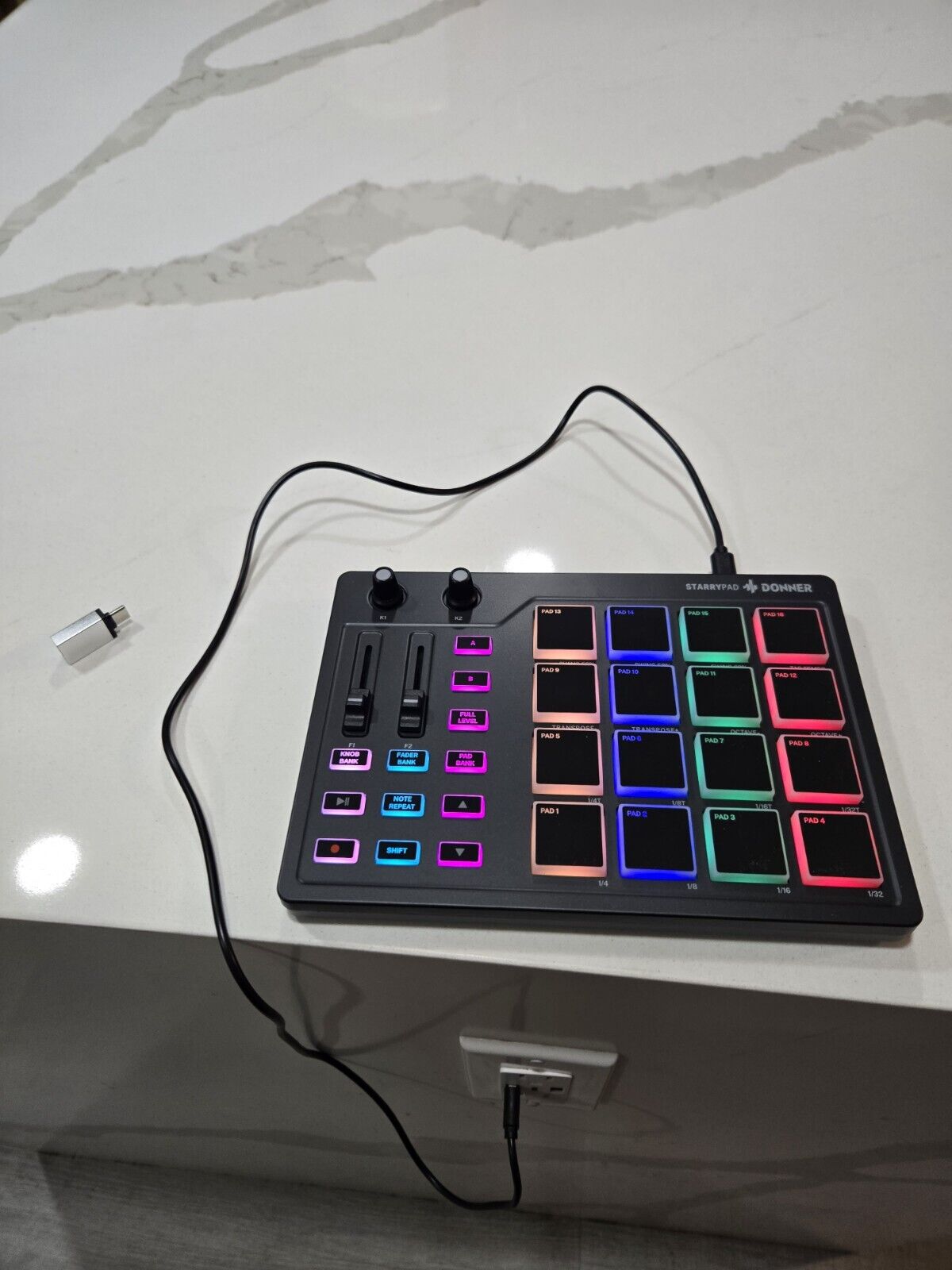 Donner MIDI Starrypad Pad Controller Pad Beat Maker Machine Professional 16 Pad - Fresh Stock Dated December 2025